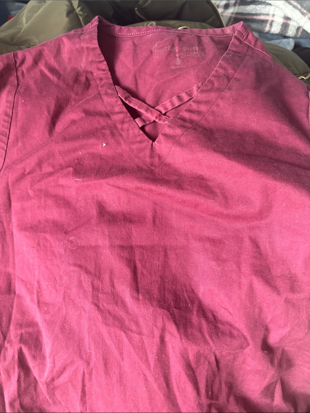 Xs/xxs Maroon scrubs!